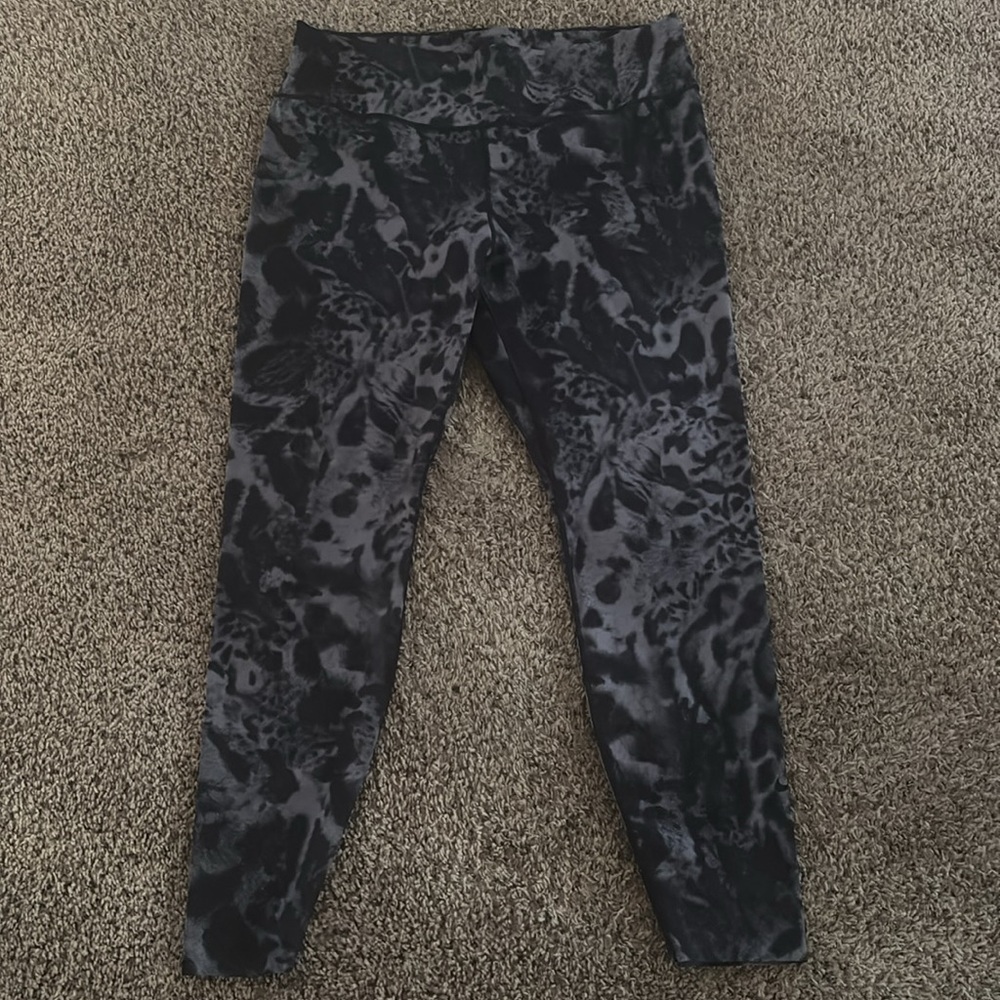 Nike One Women's High-Waisted 7/8 Printed Leggings size 1X - Picture 5 of 7